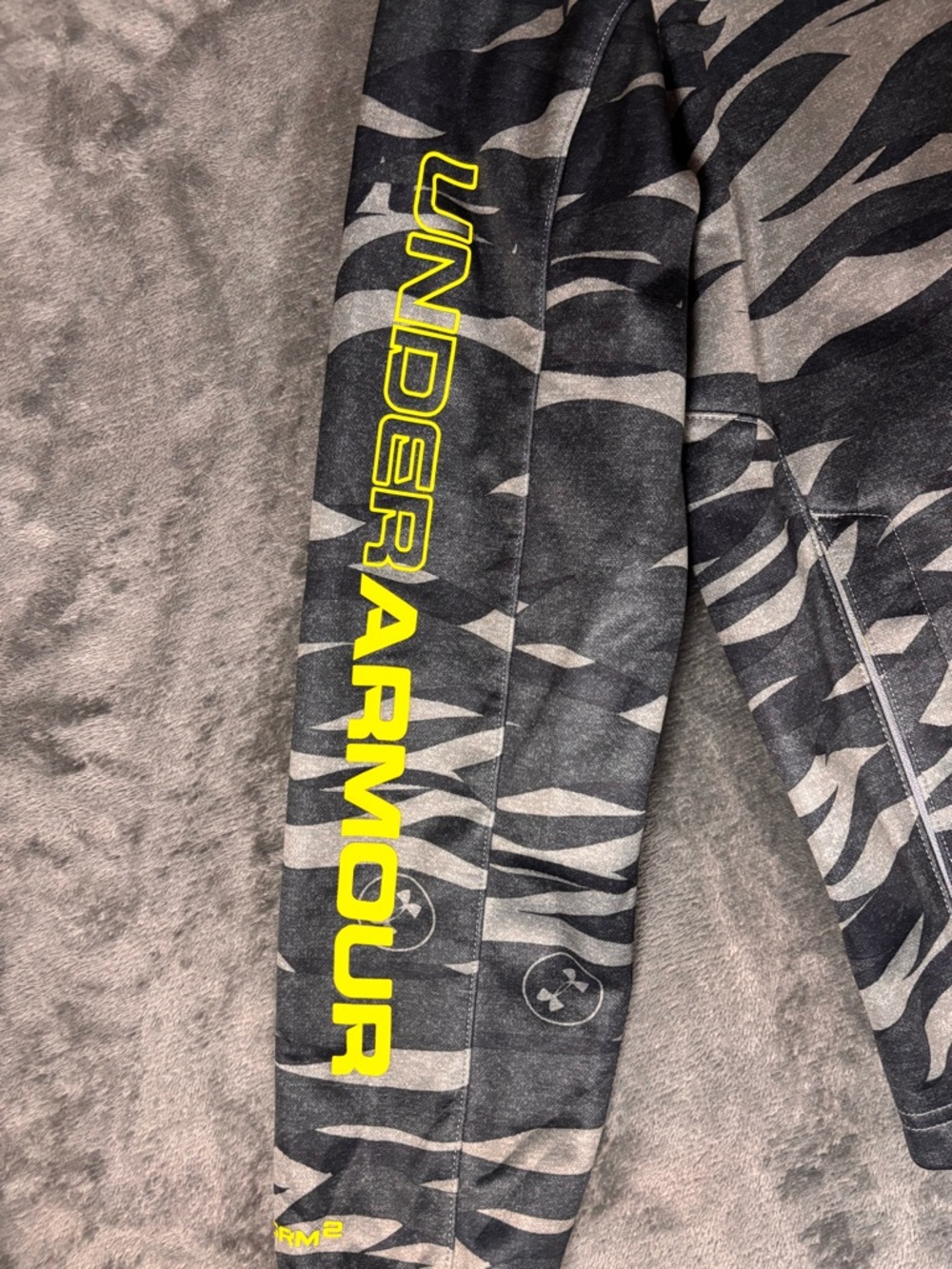 Under Armour Cold Gear Storm Jacket‎ - Picture 3 of 9